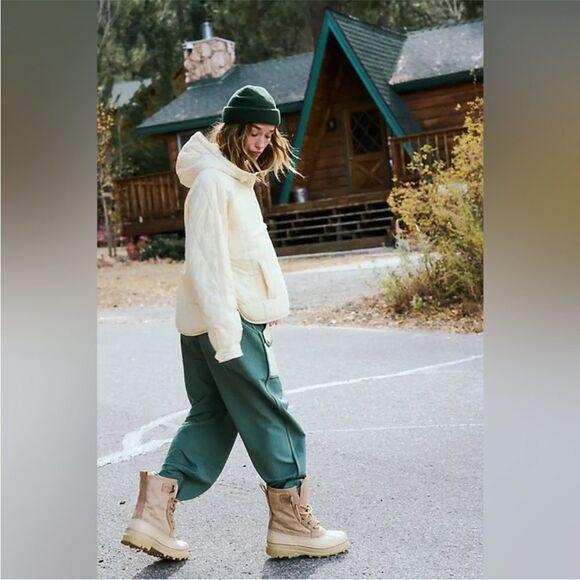 FREE PEOPLE MOVEMENT NWT Pippa Packable Puffer Jacket - Soft Sun - Picture 9 of 9